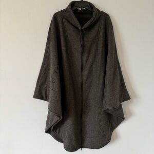 Paris Wool Blend Poncho Cape Coat Large by Suzanne Goudezeune